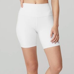Alo High waist biker shorts NWT